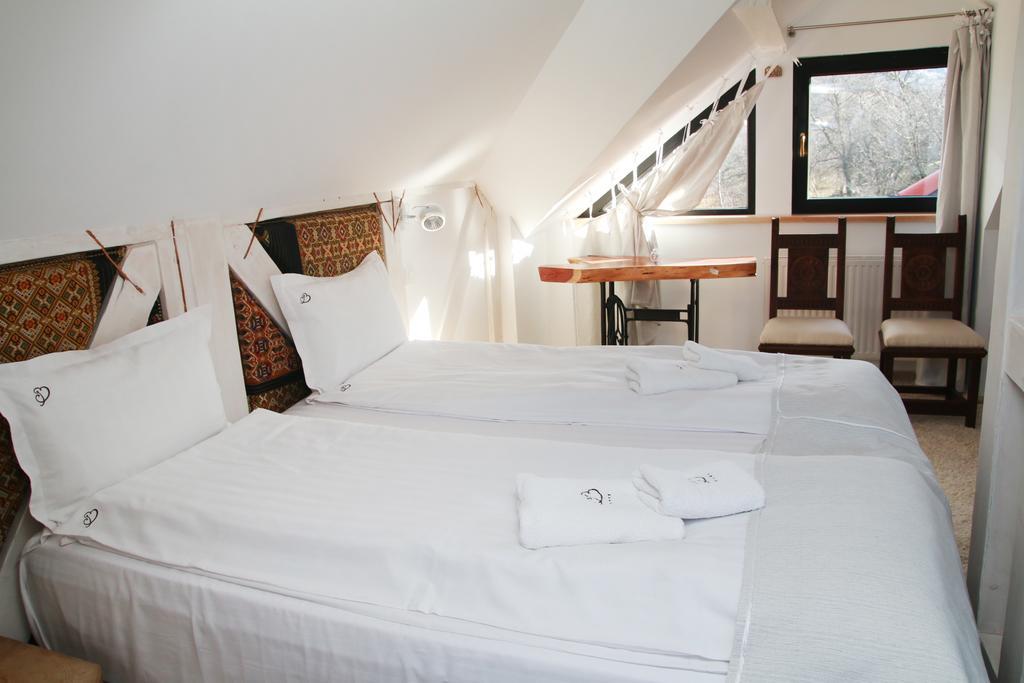 Hotel Conacul Bratescu Bran  Habitación foto