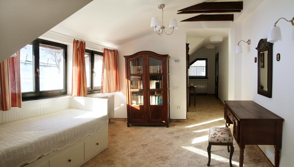 Hotel Conacul Bratescu Bran  Habitación foto