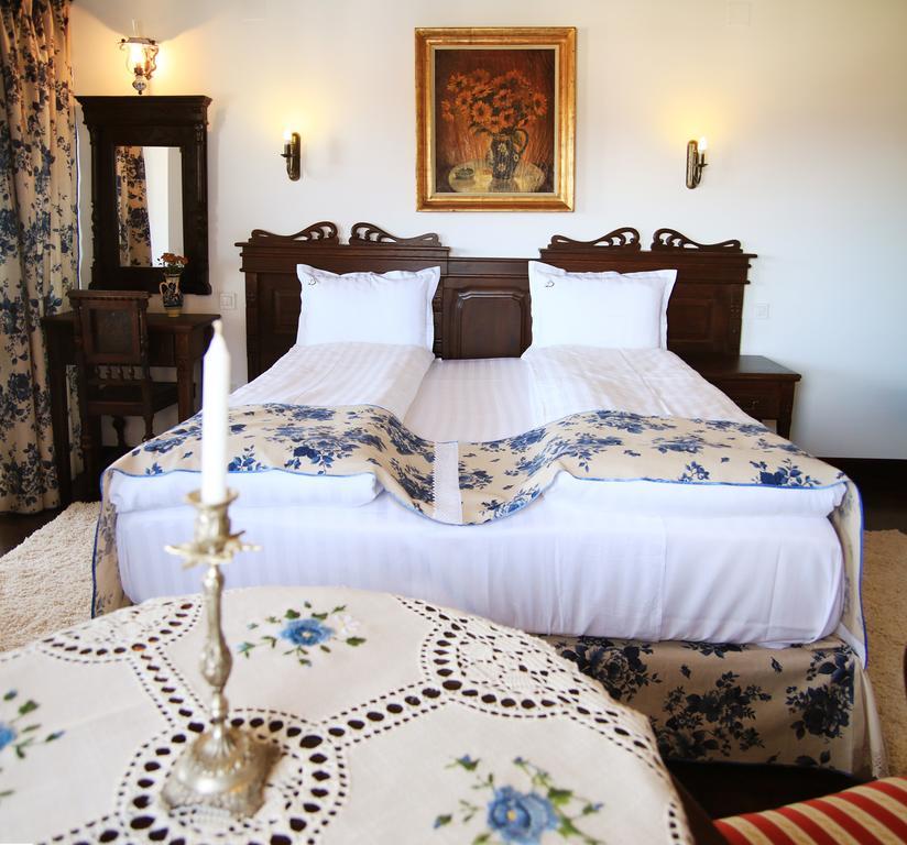 Hotel Conacul Bratescu Bran  Habitación foto
