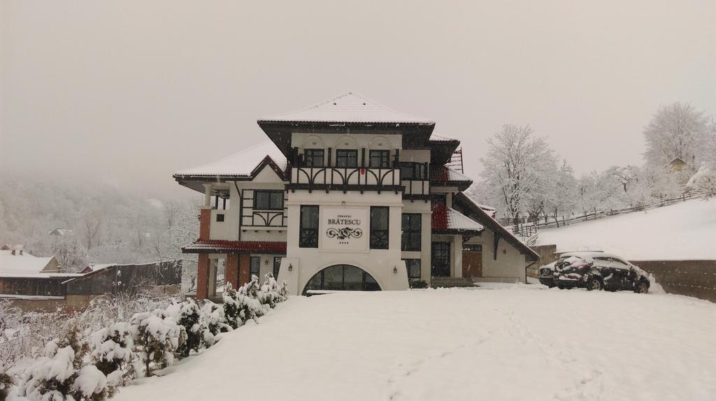 Hotel Conacul Bratescu Bran  Exterior foto